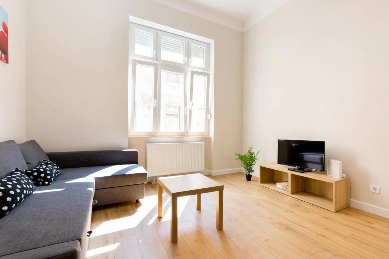 Kresz Geza 29 Westend Station 2 Bedrooms+Living Ac Budapest Eksteriør billede