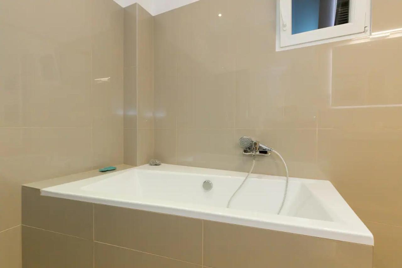 Kresz Geza 29 Westend Station 2 Bedrooms+Living Ac Budapest Eksteriør billede